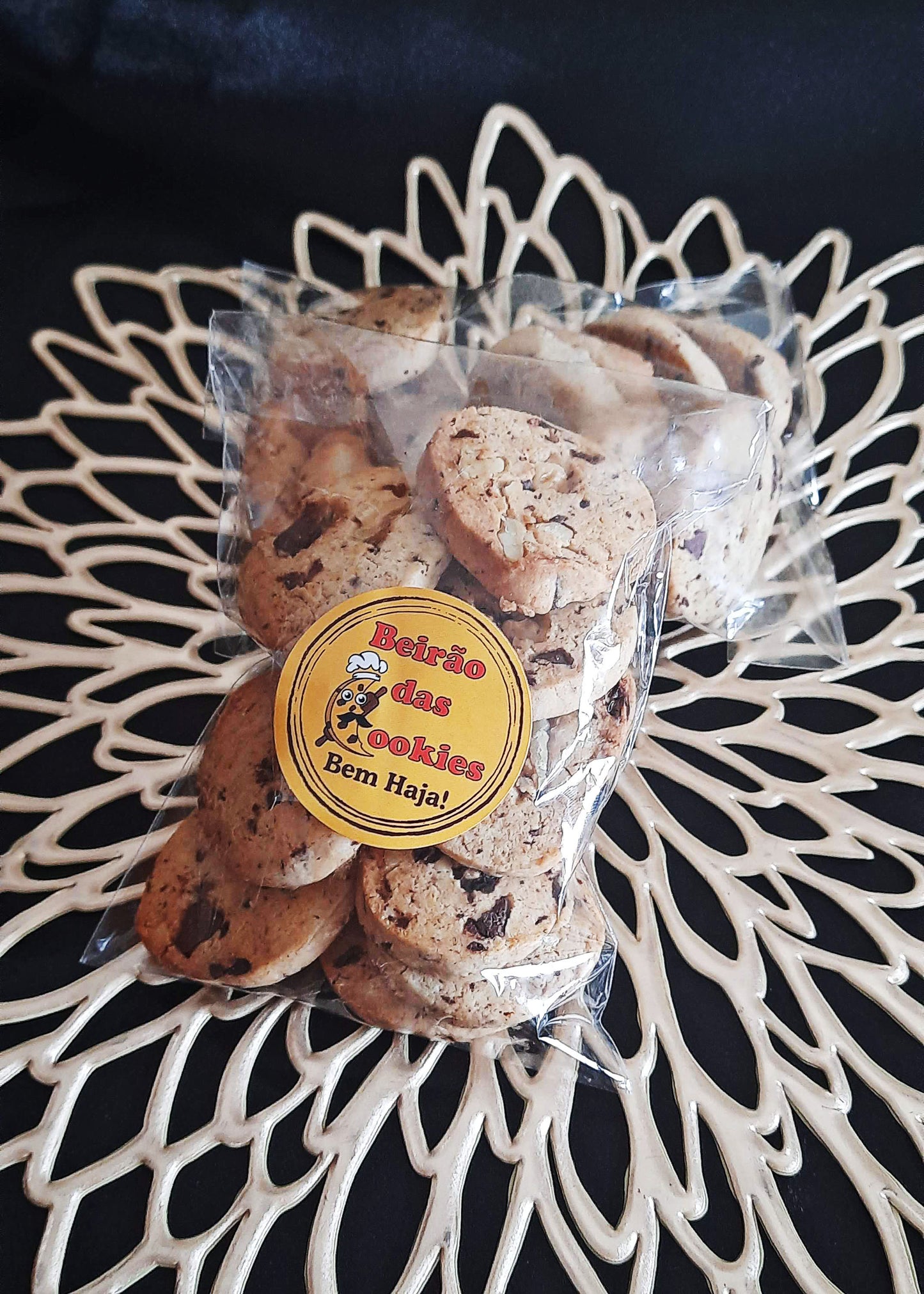 Cookies Walnut Bliss – O Equilíbrio Perfeito entre Chocolate e Nozes