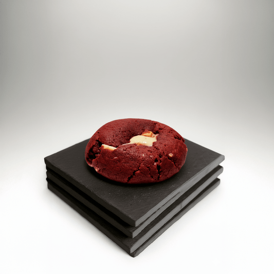 Cookies Velvet Dream – A Elegância do Red Velvet em Forma de Cookie